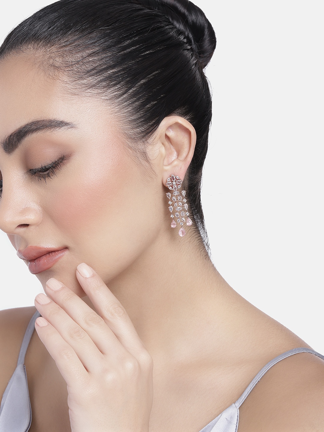 

Estele Geometric Drop Earrings, Pink