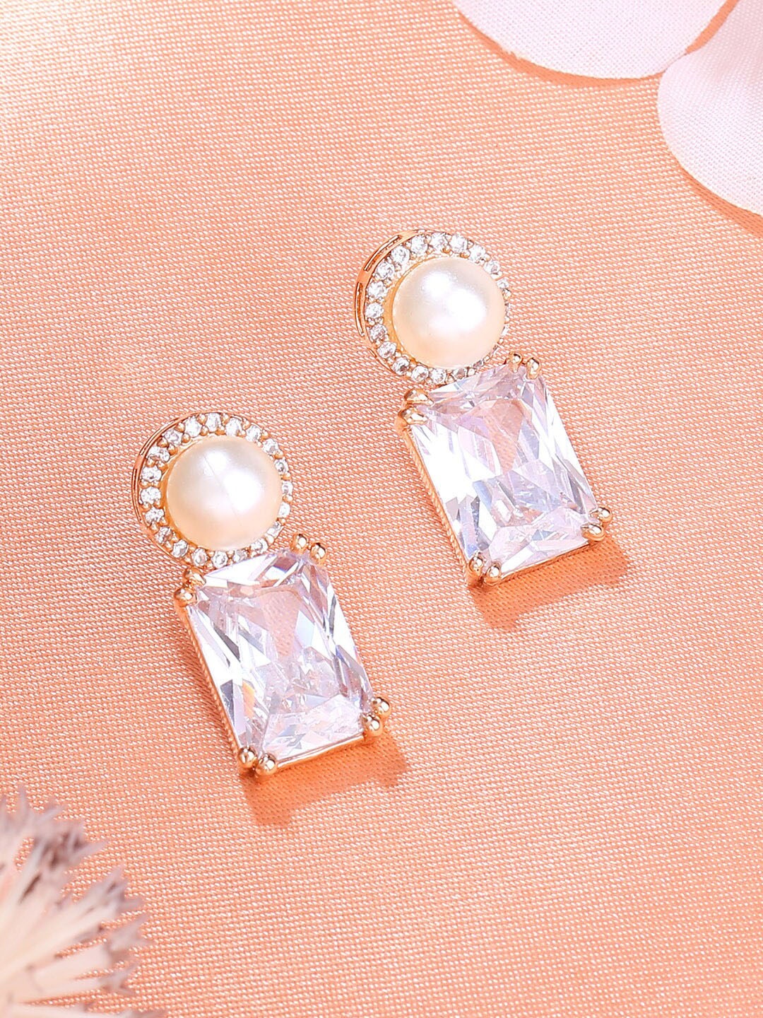 

Estele Geometric Drop Earrings, White