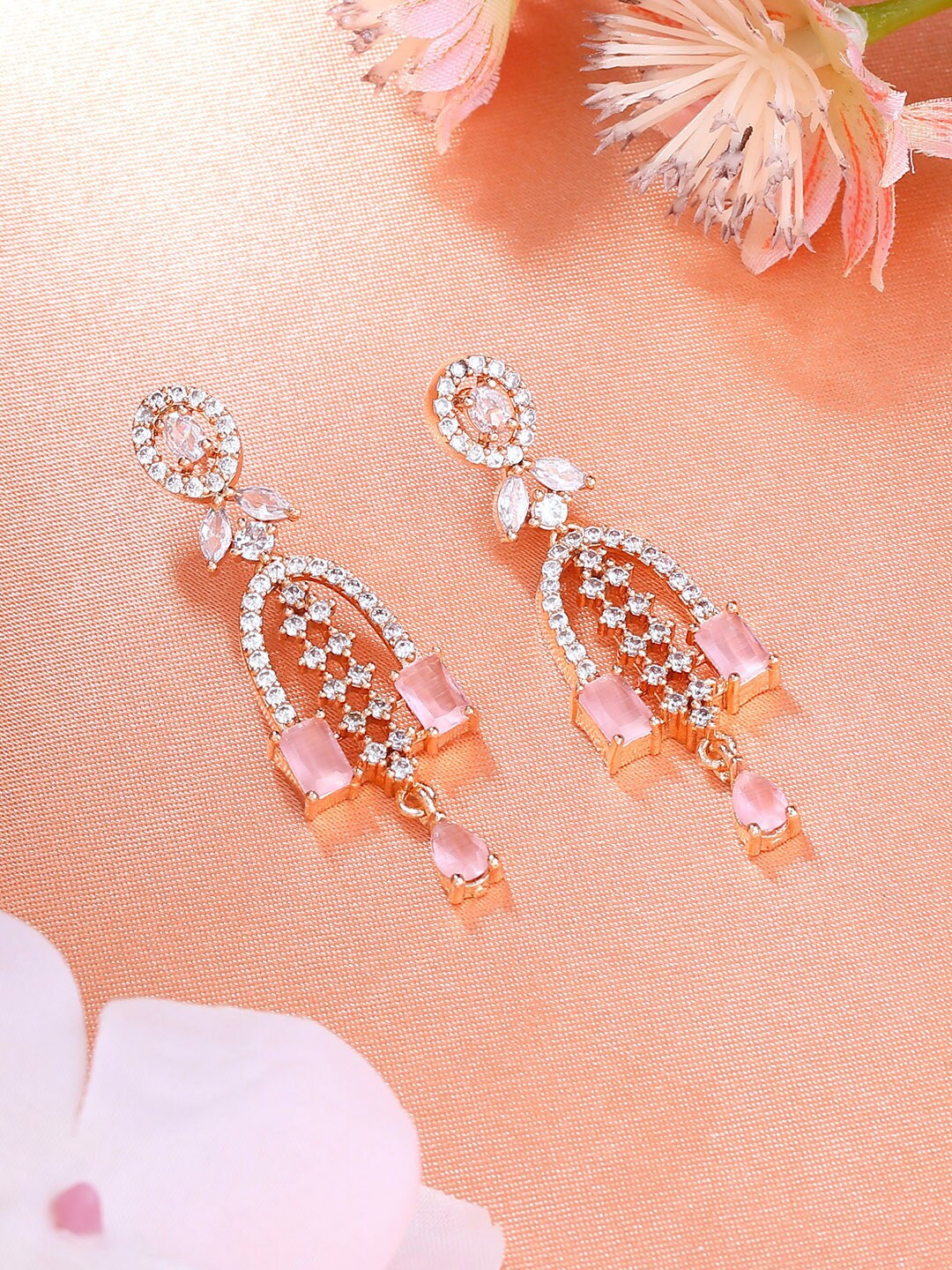

Estele Geometric Drop Earrings, Pink