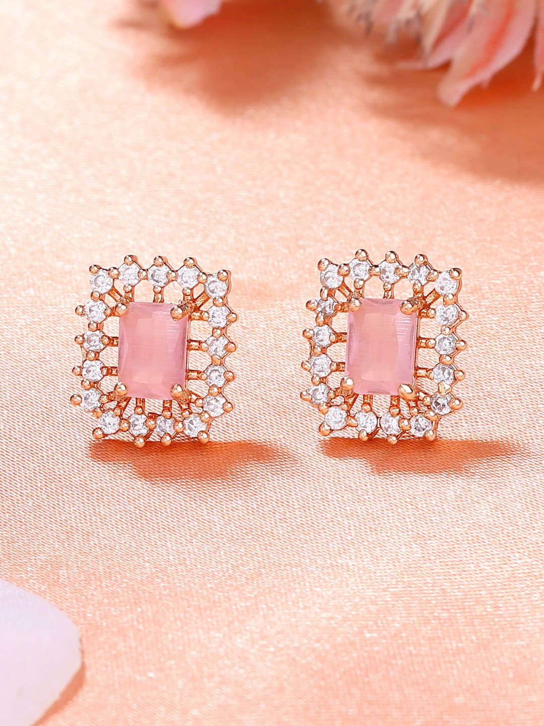 

Estele Floral Studs Earrings, Pink