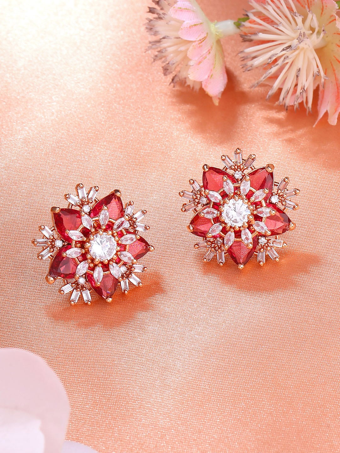 

Estele Floral Studs Earrings, Pink