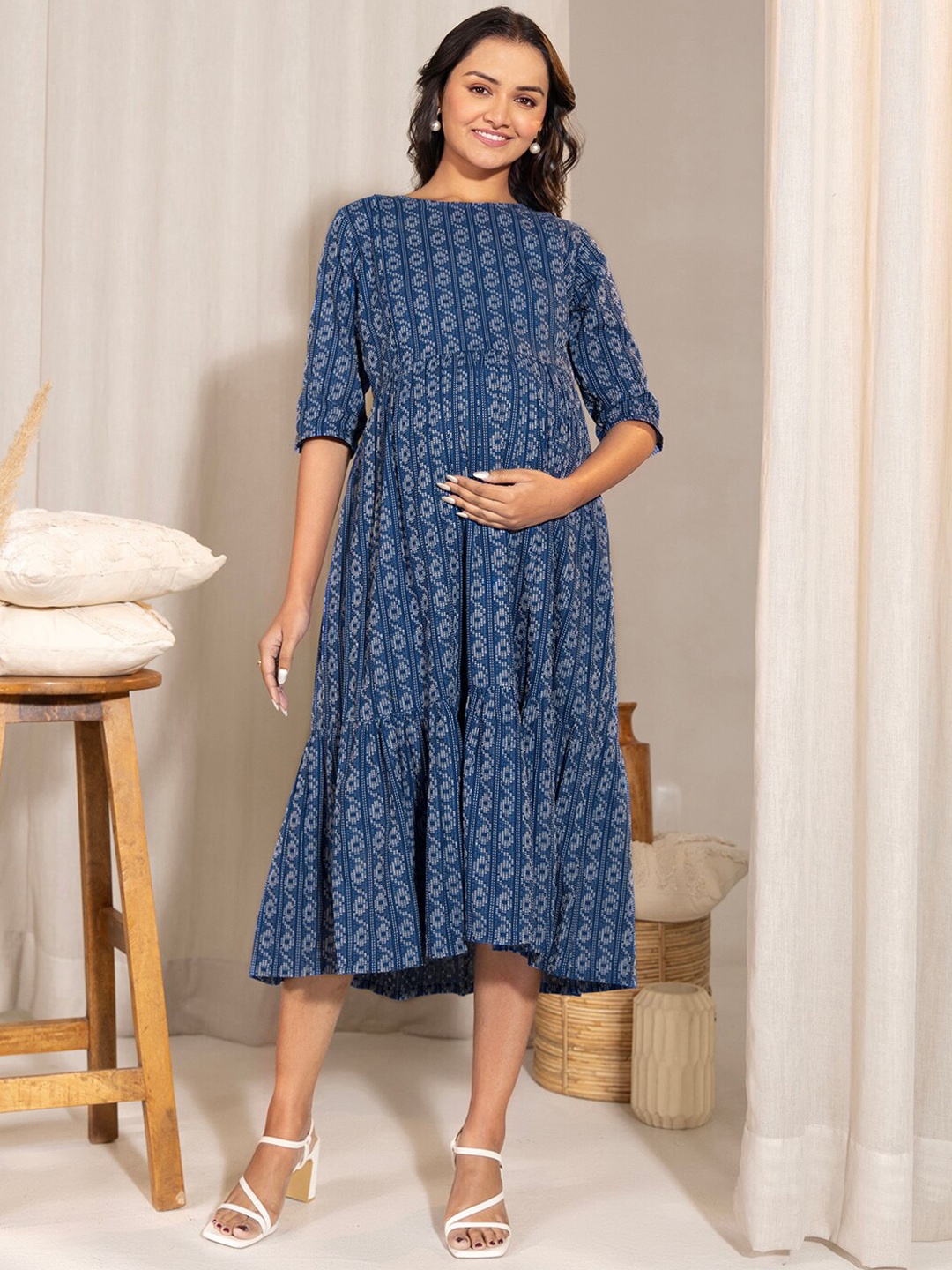 

Janasya Abstract Printed Cotton Maternity Fit and Flare Dress, Blue