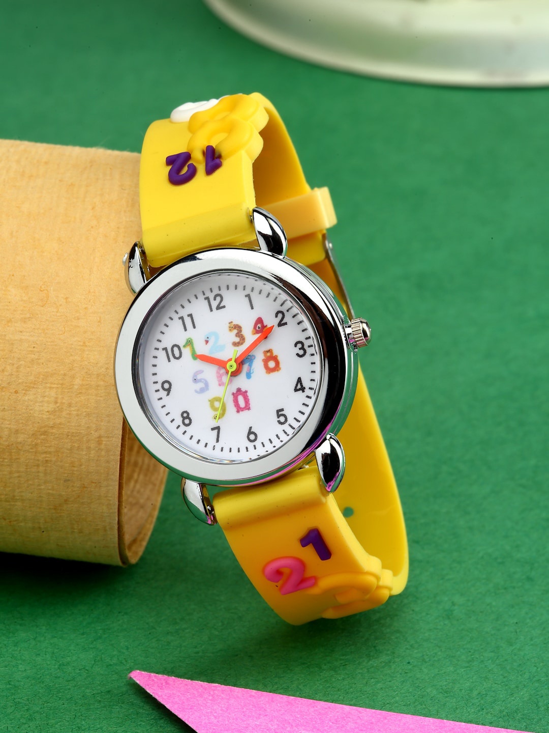 

Stoln Unisex Kids Patterned Dial & Straps Analogue Watch 18714-2-20007651, Yellow