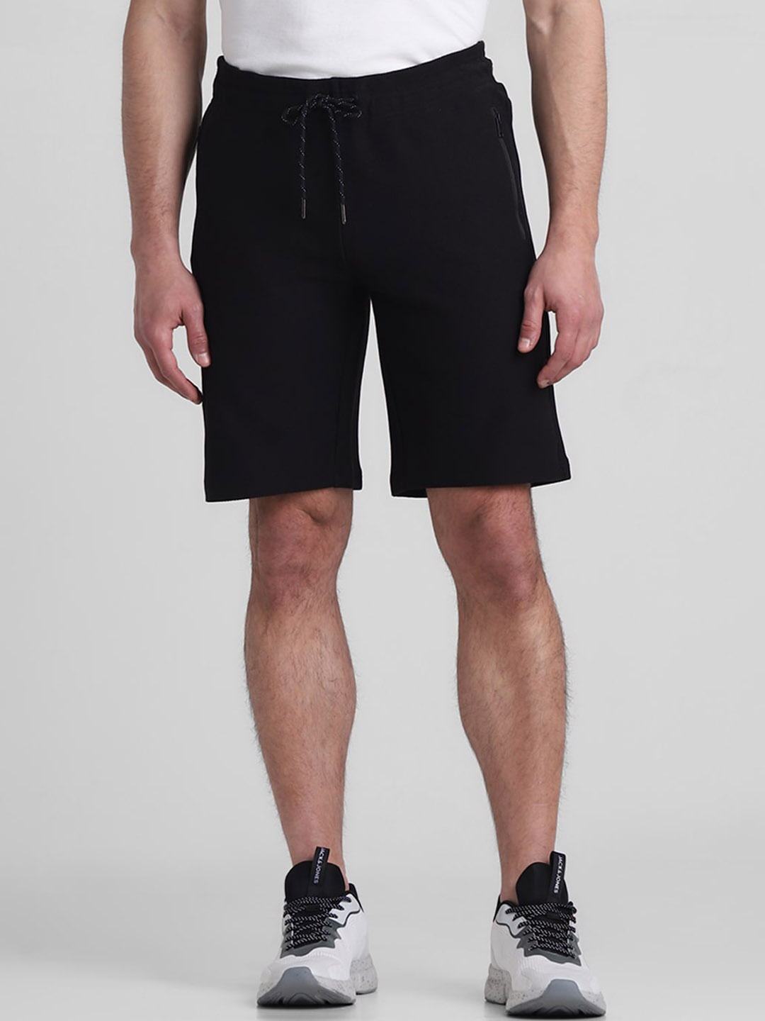 

Jack & Jones Men Low-Rise Shorts, Black