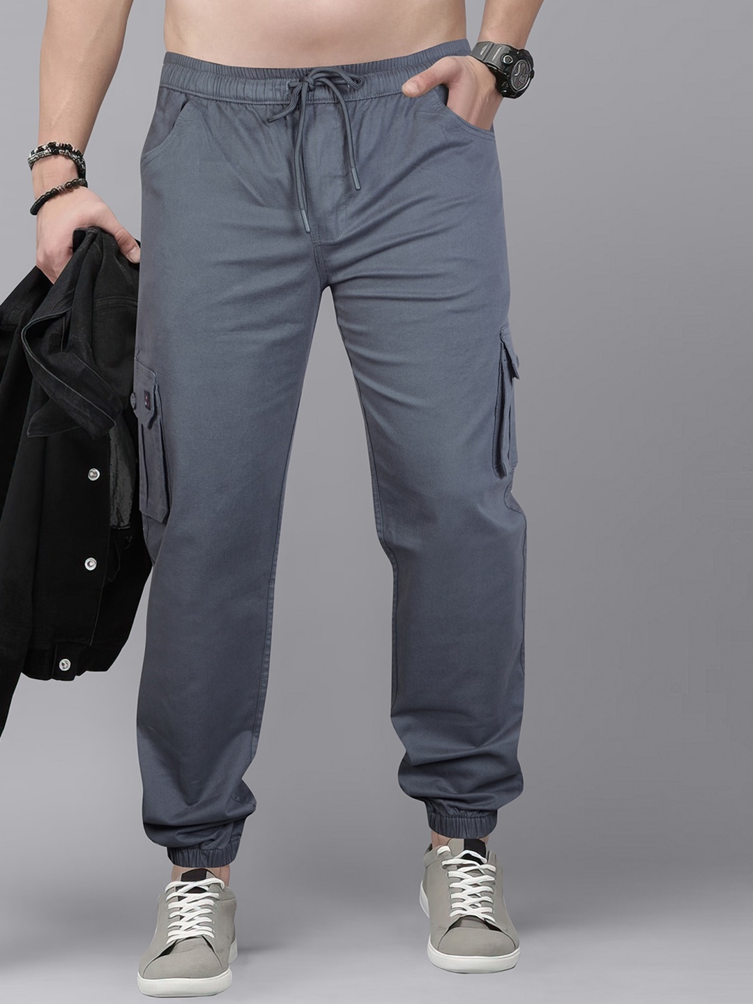 

Jb Just BLACK Men Relaxed Mid-Rise Cargo Joggers, Grey