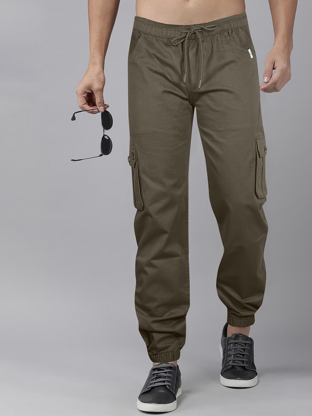 

Jb Just BLACK Men Relaxed Regular Fit Cargo Joggers, Brown