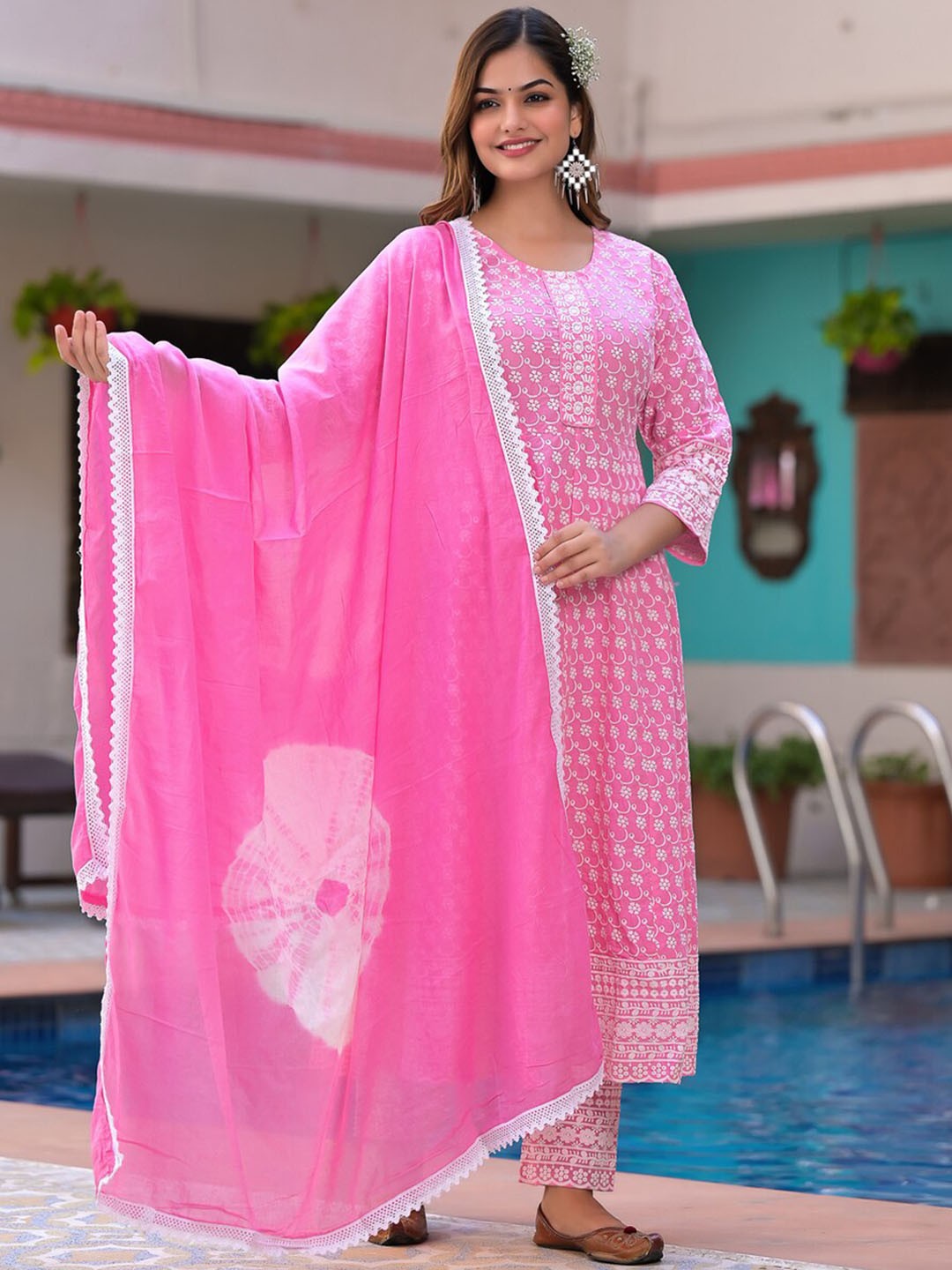 

Chandbaali Ethnic Motifs Embroidered Chikankari Pure Cotton Kurta with Trousers & Dupatta, Pink