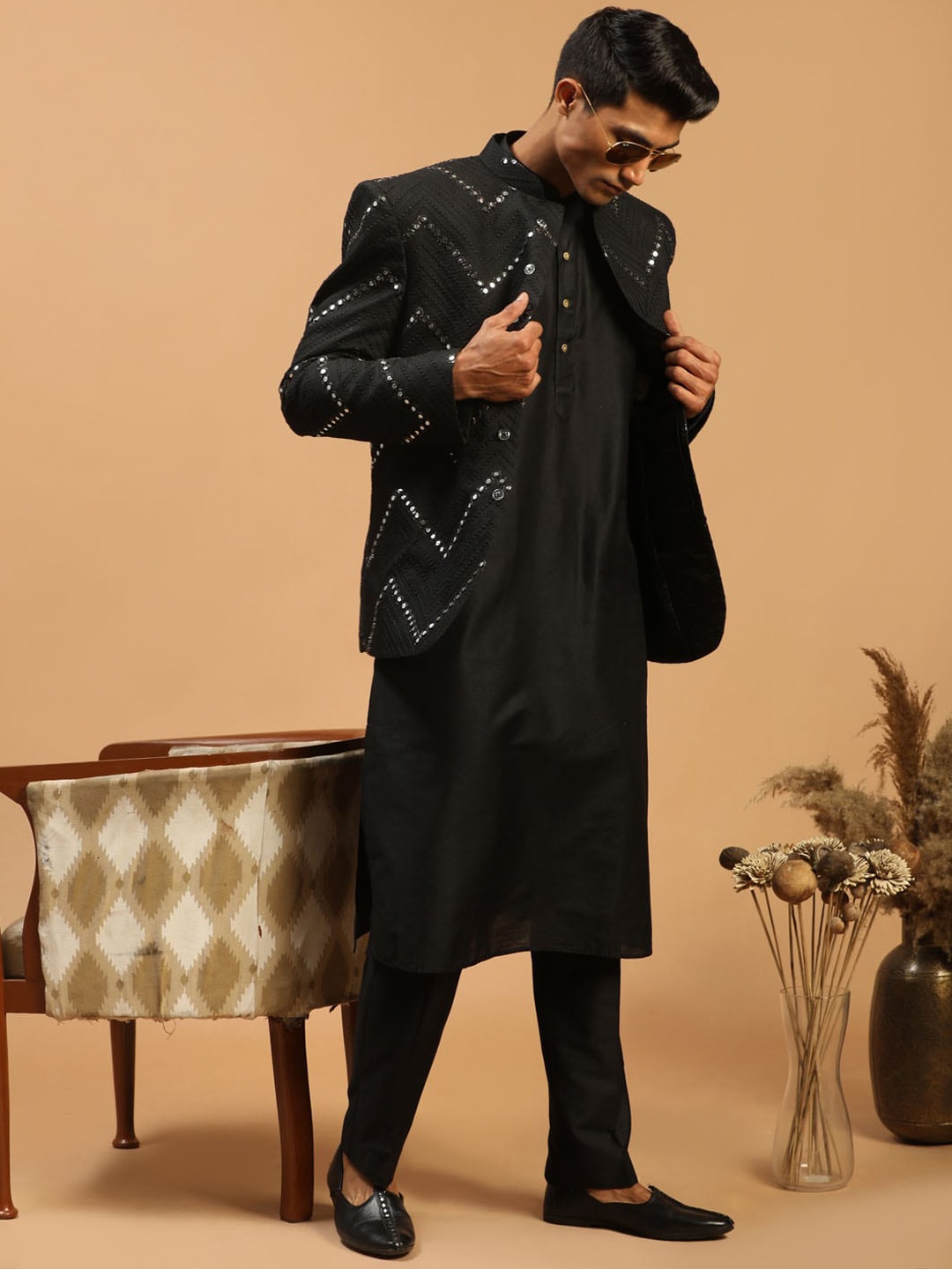 SHRESTHA BY VASTRAMAY Mandarin Collar Kurta & Trousers With Nehru jacket, Black