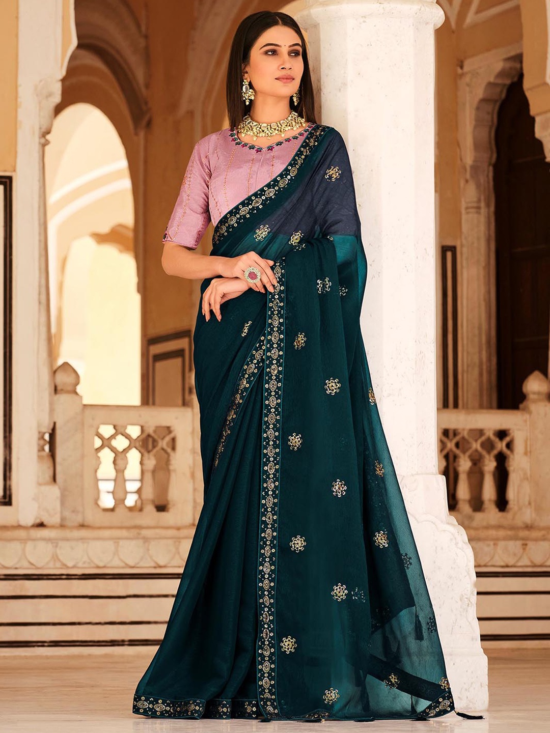 

KALINI Sequinned Embellished Saree, Green