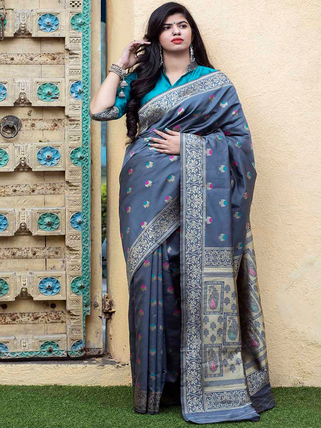 

KALINI Ethnic Motifs Woven Design Zari Art Silk Banarasi Saree, Grey