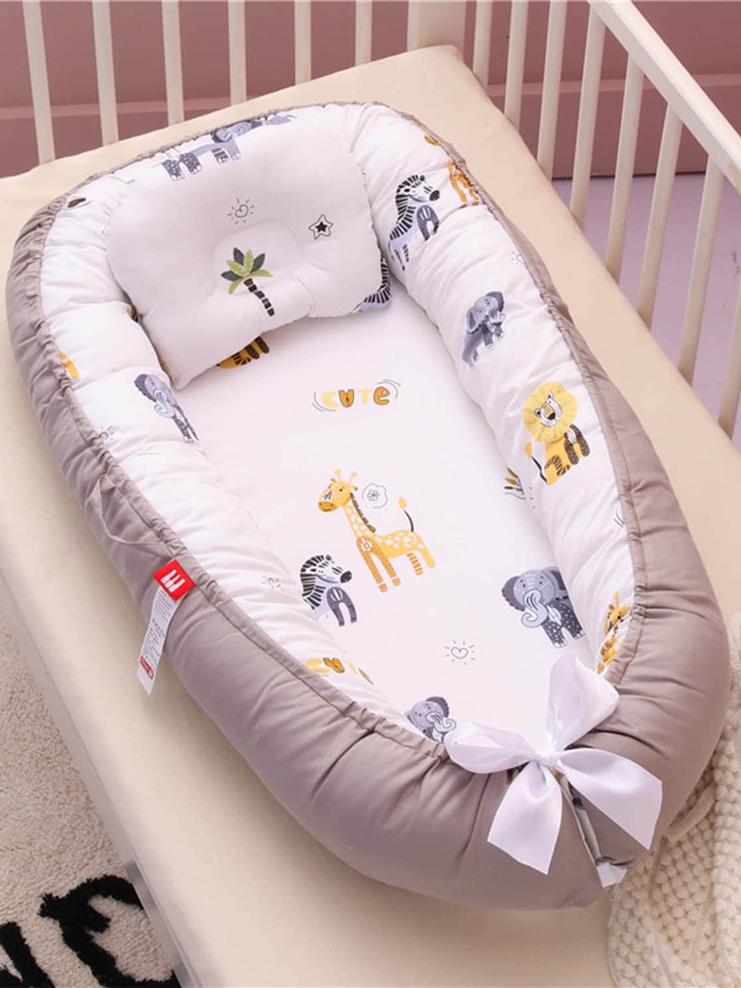 

SYGA Infants Printed Portable & Foldable Reversible Sleeping Bed Nest, White