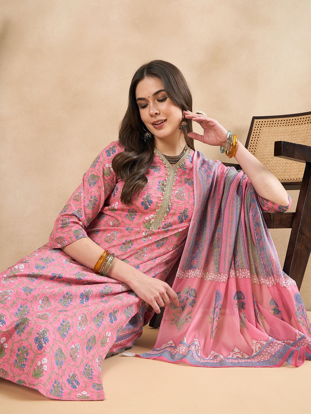 

Anouk Floral Printed V-Neck Pure Cotton Kurta with Trousers & Dupatta, Pink