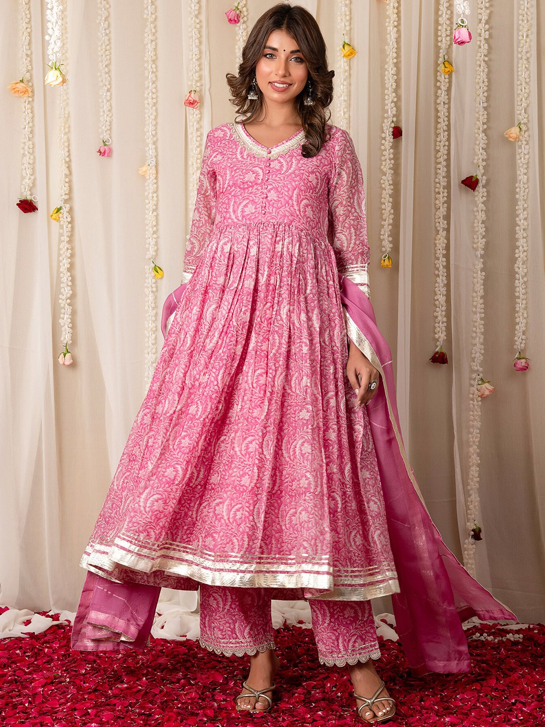 

mulmul.com Women Floral Printed Pleated Gotta Patti Chanderi Cotton Kurta with Trousers & With Dupatta, Pink