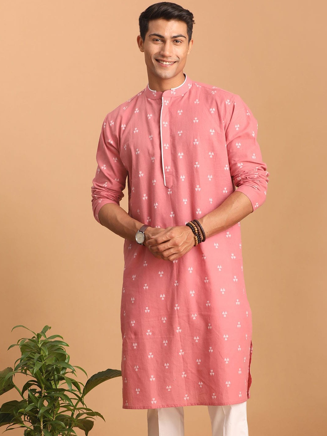 

VASTRAMAY Men Ethnic Motifs Thread Work Jacquard Kurta, Pink