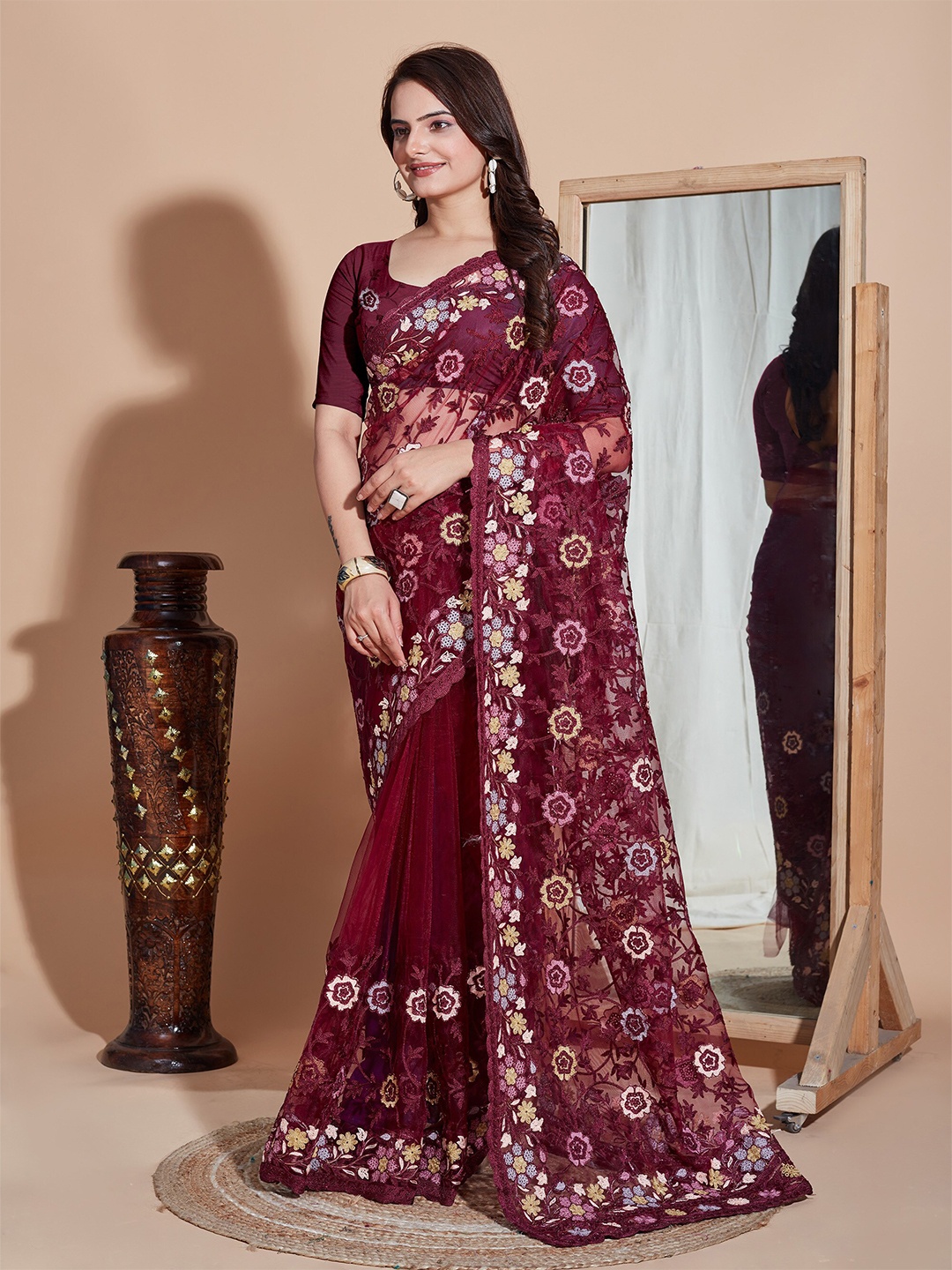 

VAIRAGEE Floral Embroidered Net Saree, Burgundy