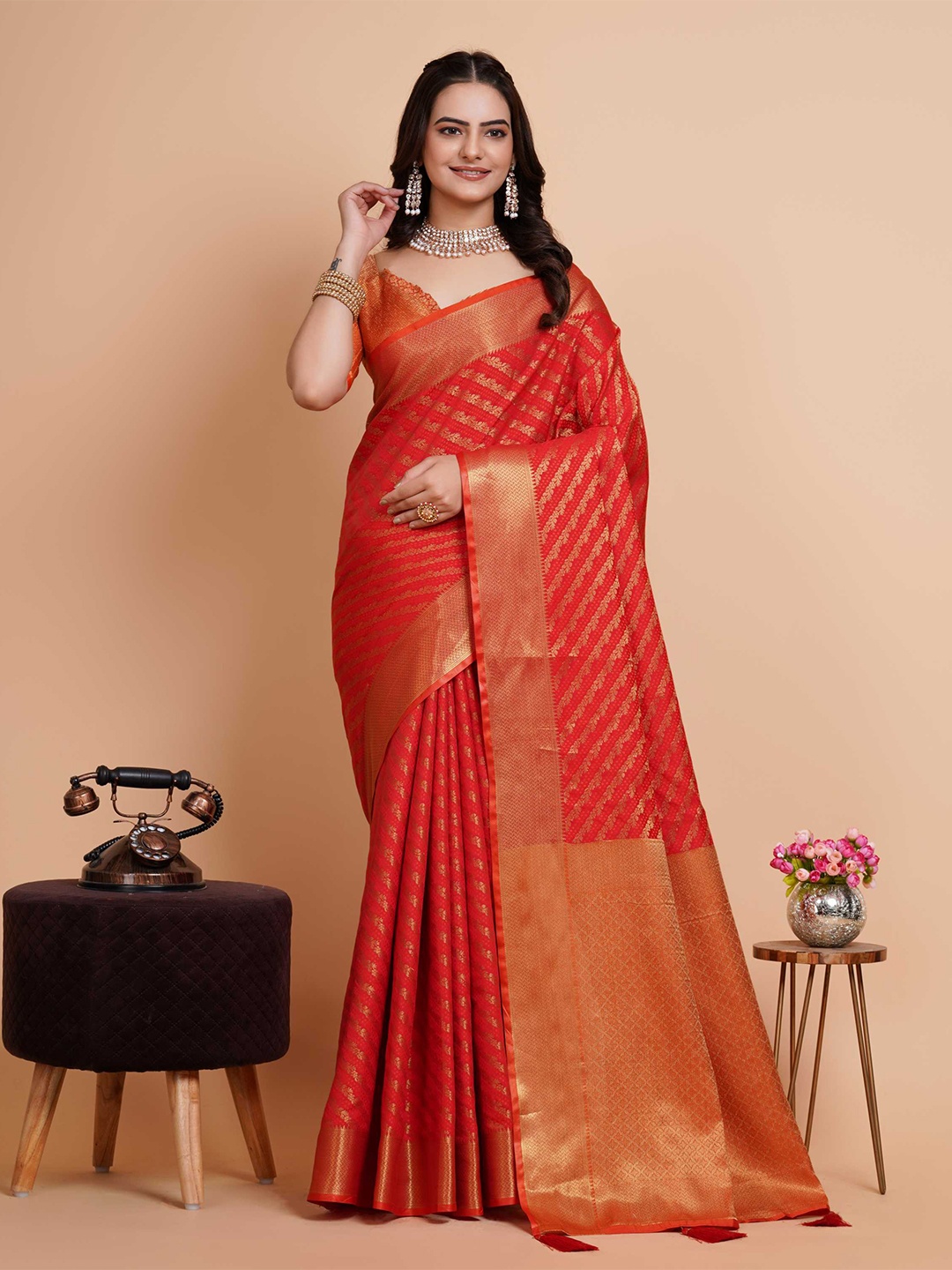 

VAIRAGEE Ethnic Motifs Woven Design Zari Banarasi Saree, Orange