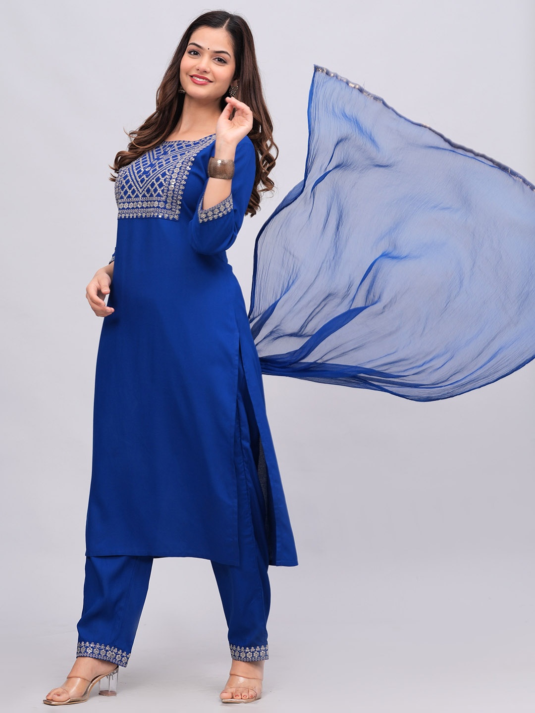 

NEW4U Floral Embroidered Sequinned Kurta with Palazzos & With Dupatta, Blue