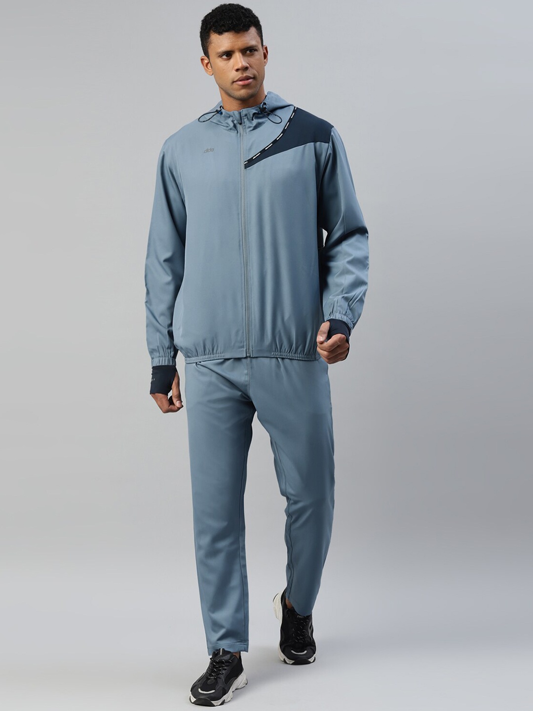 

DIDA Men Dynamic Colorblock Dry-Fit Activewear Sports Hood Track Suit, Blue
