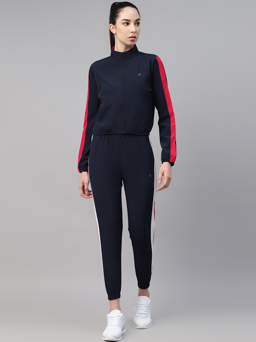 

HRX by Hrithik Roshan Colourblocked Mock Collar Tracksuit, Navy blue