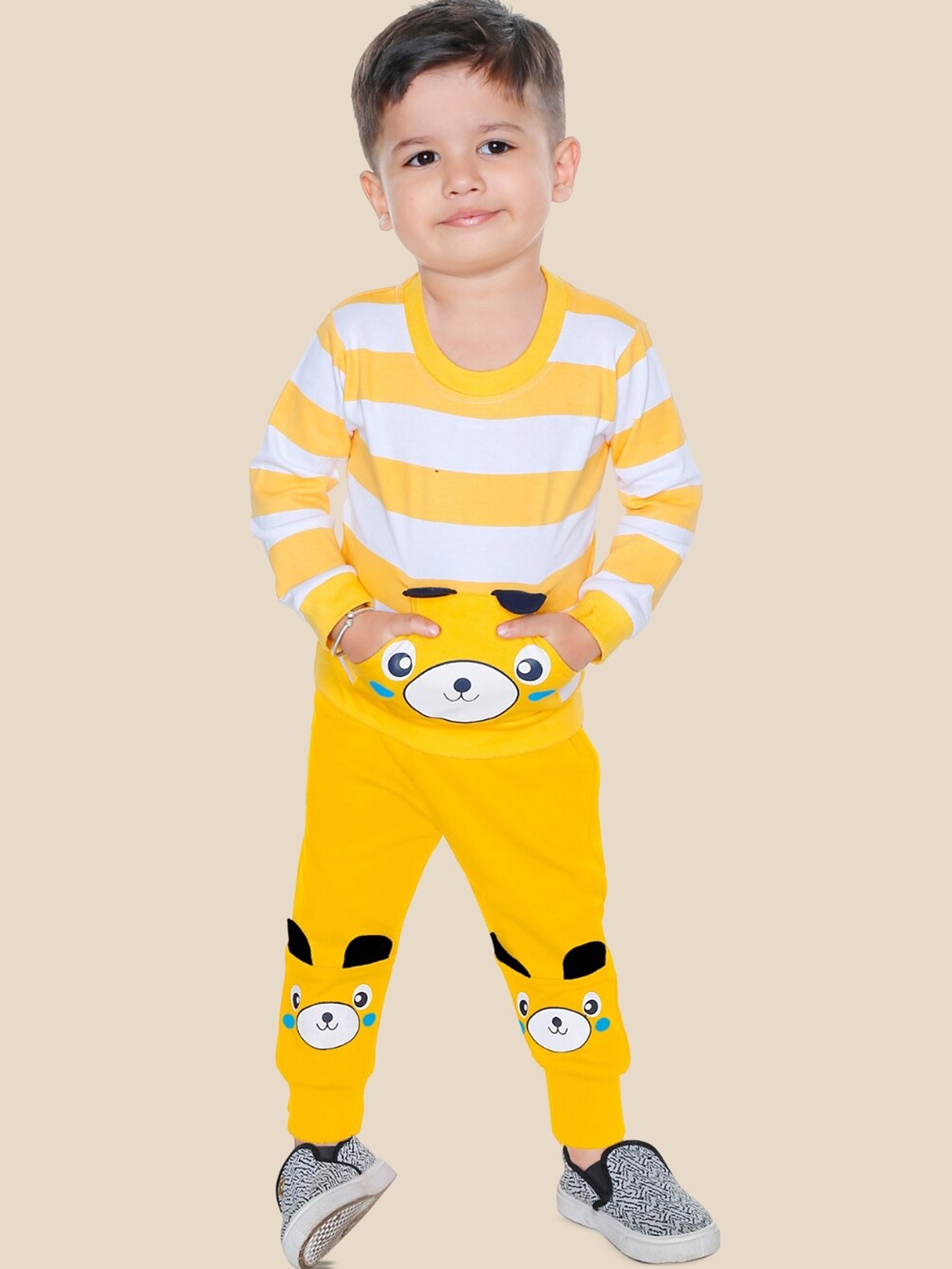 

BAESD Boys Striped T-shirt With Trousers, Yellow
