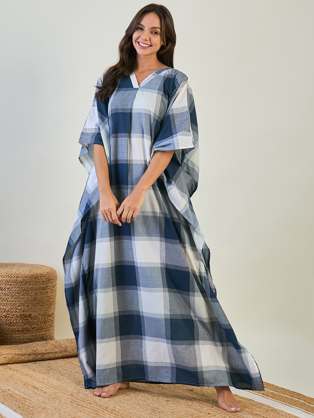 

The Kaftan Company Checked V-Neck Pure Cotton Maxi Kaftan Nightdress, Blue