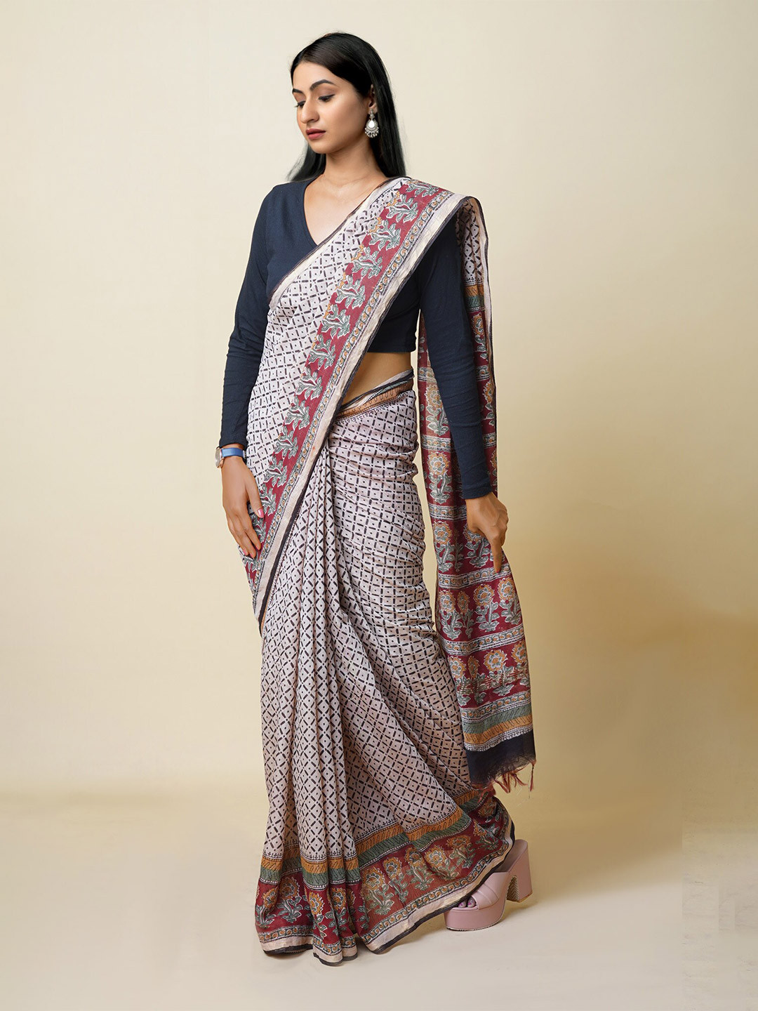 

Unnati Silks Ethnic Motifs Printed Silk Cotton Chanderi Saree, Beige