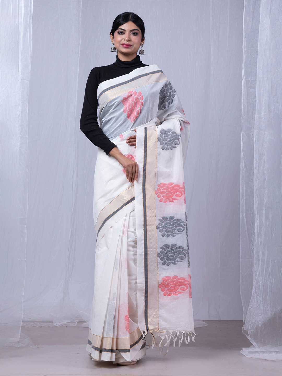 

Unnati Silks Ethnic Motifs Woven Design Zari Chettinad Saree, White