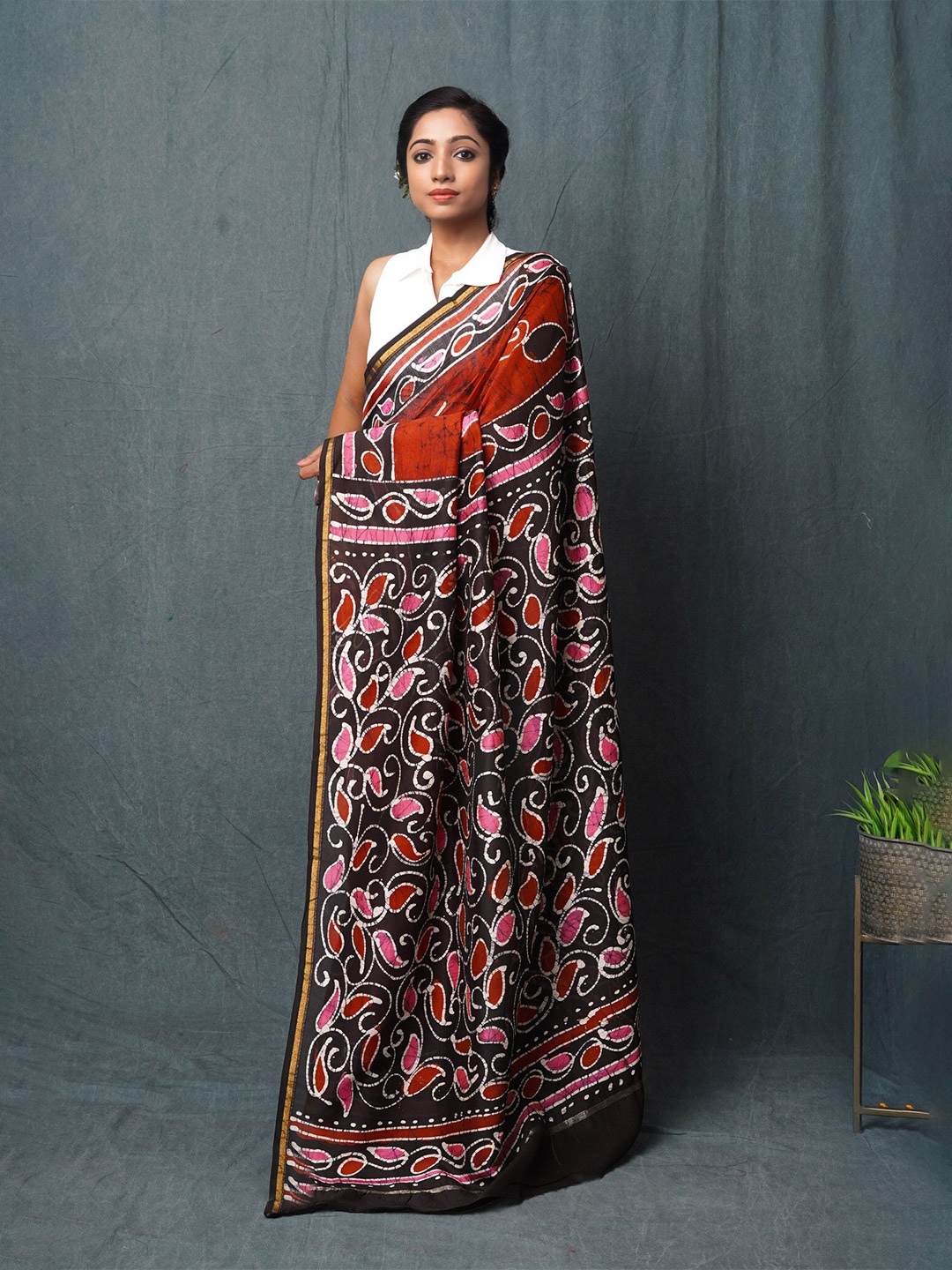 

Unnati Silks Batik Printed Zari Silk Cotton Chanderi Sico Saree, Brown
