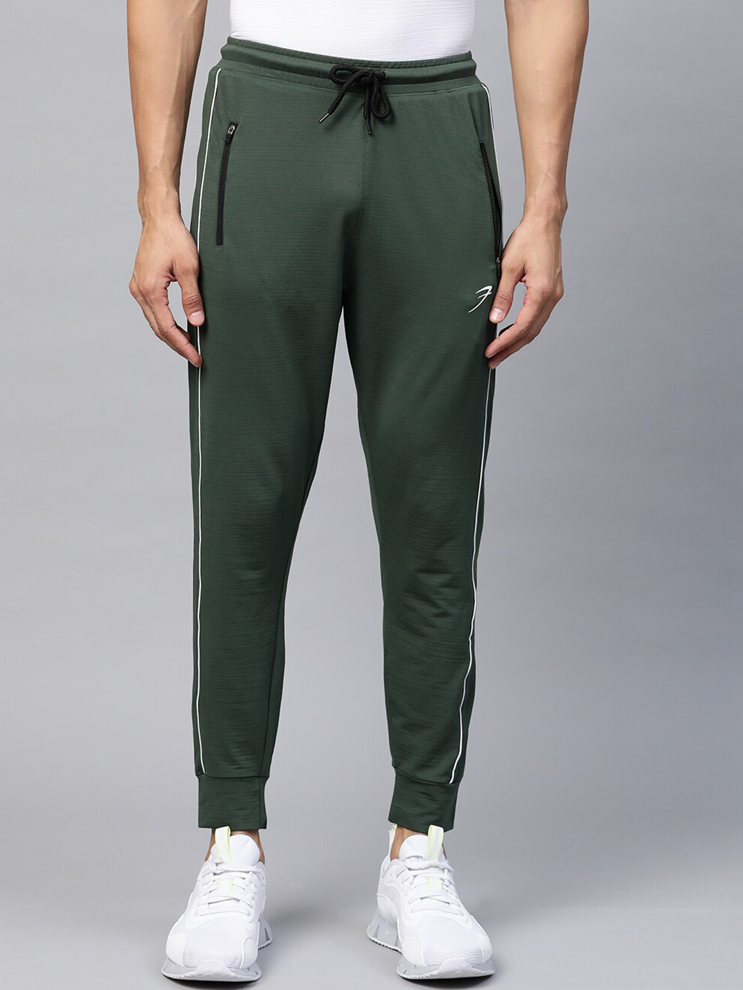 

FUAARK Men Anti-Microbial Joggers, Green