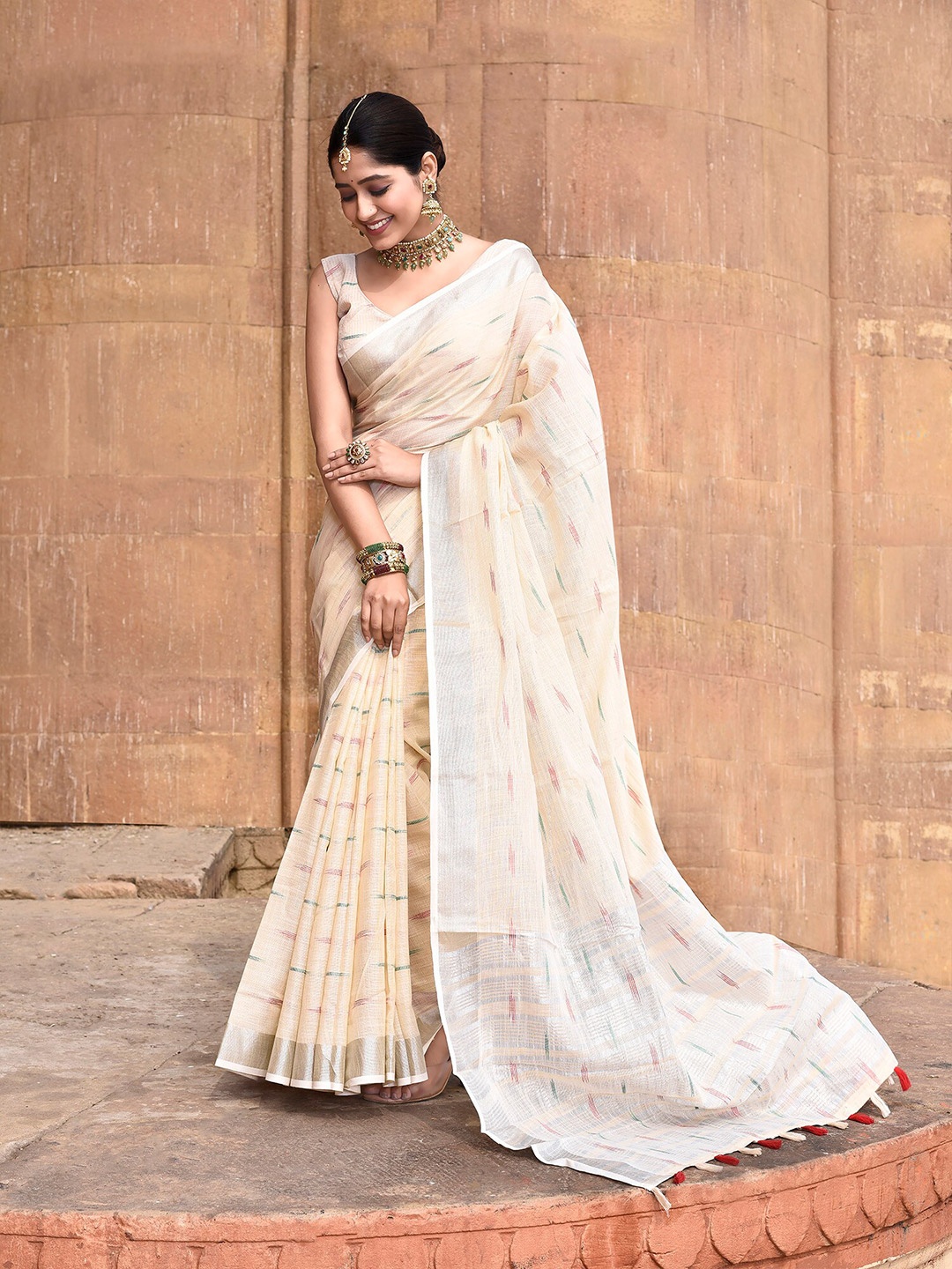 

elora Ethnic Motifs Woven Design Zari Pure Linen Ikat Saree, Cream