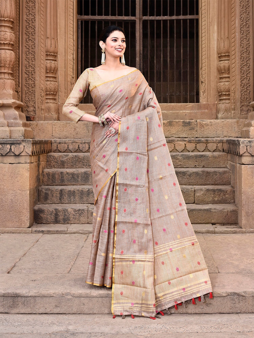 

elora Polka Dot Woven Design Zari Saree, Brown