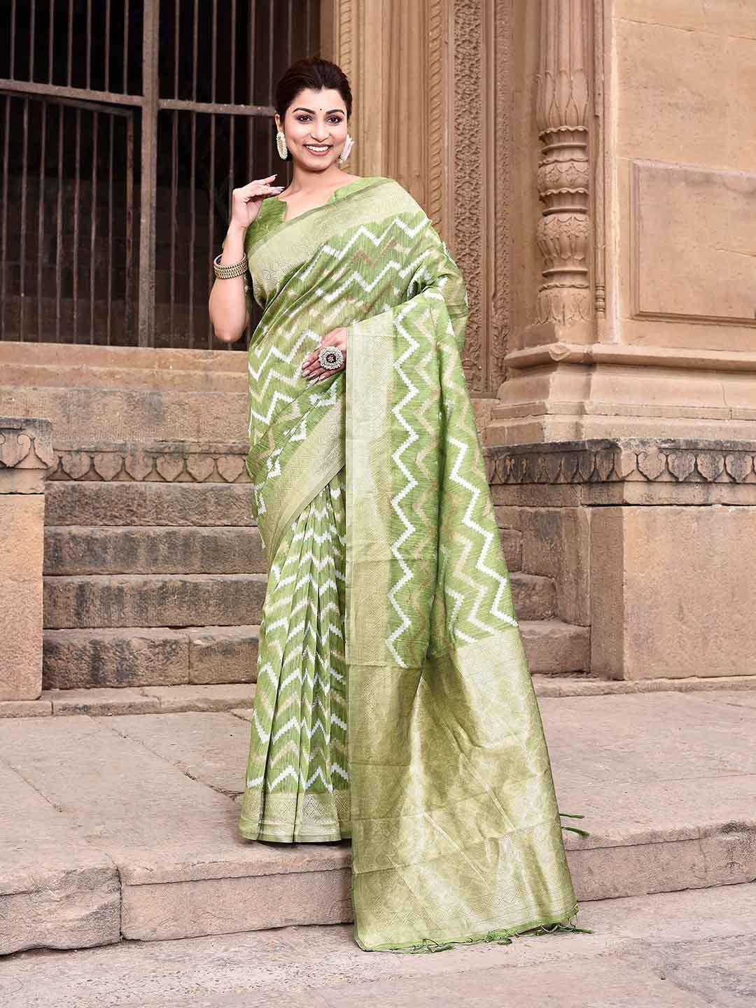 

elora Chevron Woven Design Zari Ikkat Saree, Green