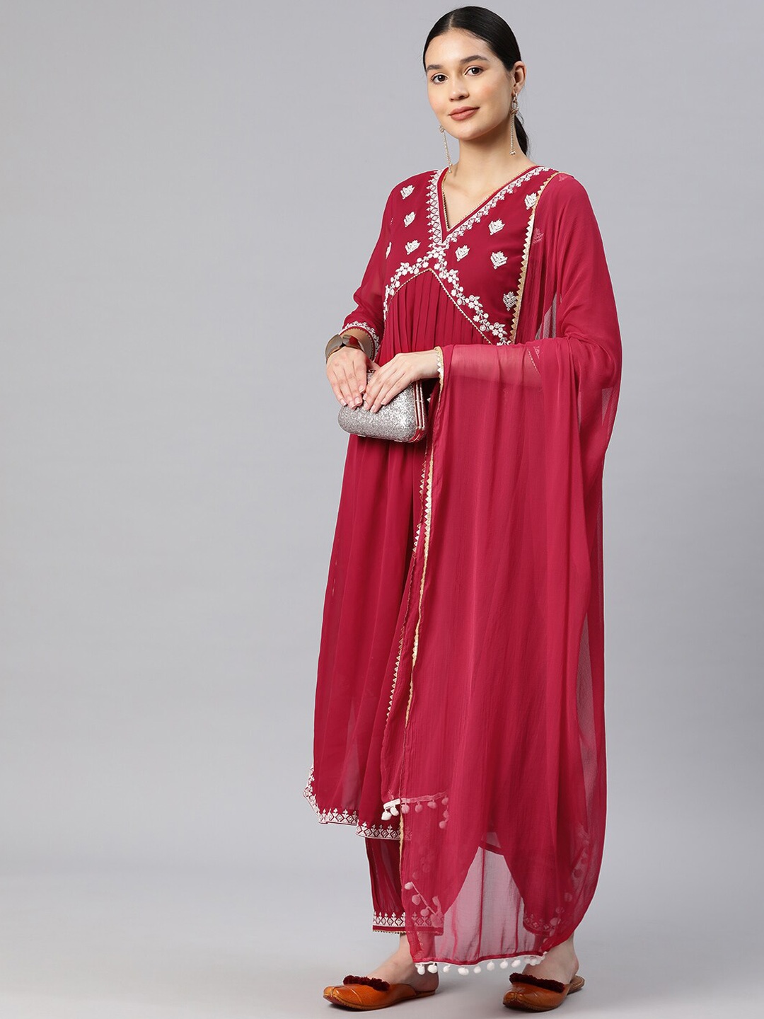 

KAVINDI Floral Embroidered Thread Work Kurta With Trousers & Dupatta, Maroon