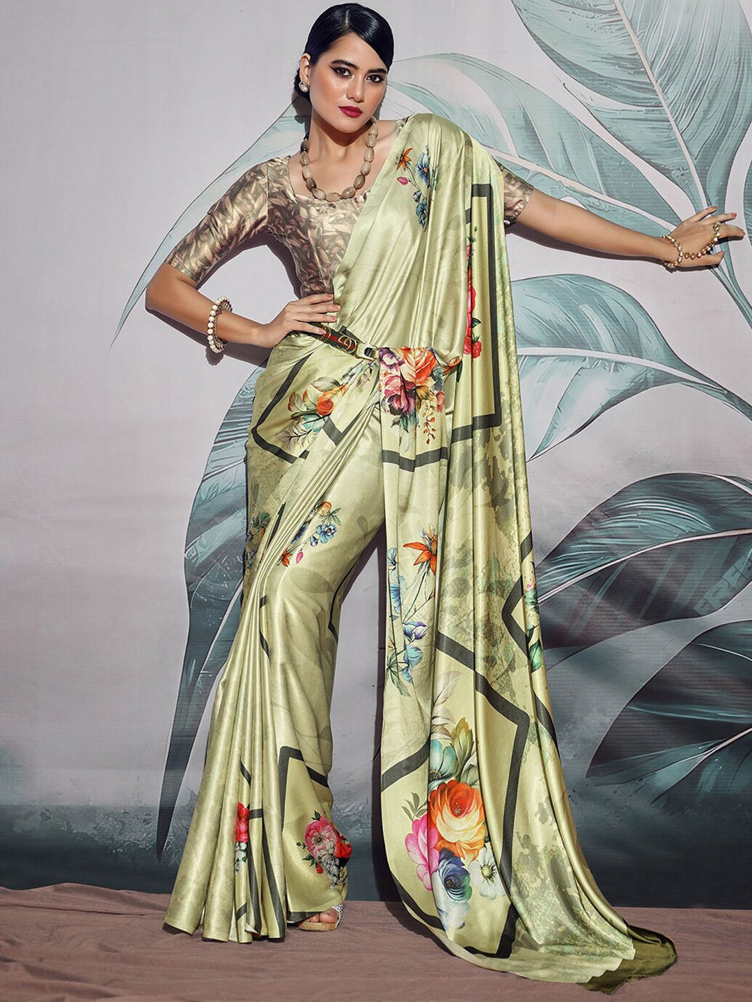 

Mitera Floral Printed Satin Sungudi Saree, Lime green