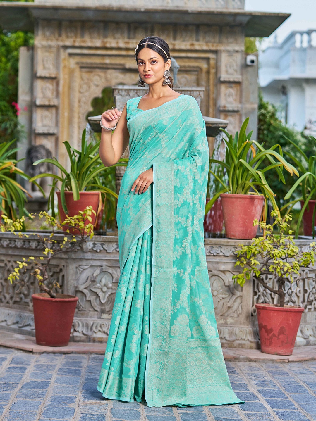 

SWORNOF Woven Design Zari Saree, Turquoise blue