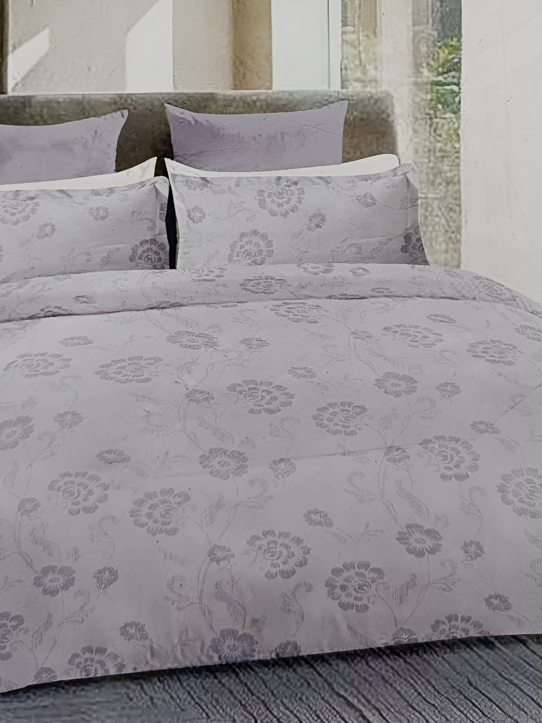

Signature Beige Floral 300 TC King Bedsheet with 2 Pillow Covers