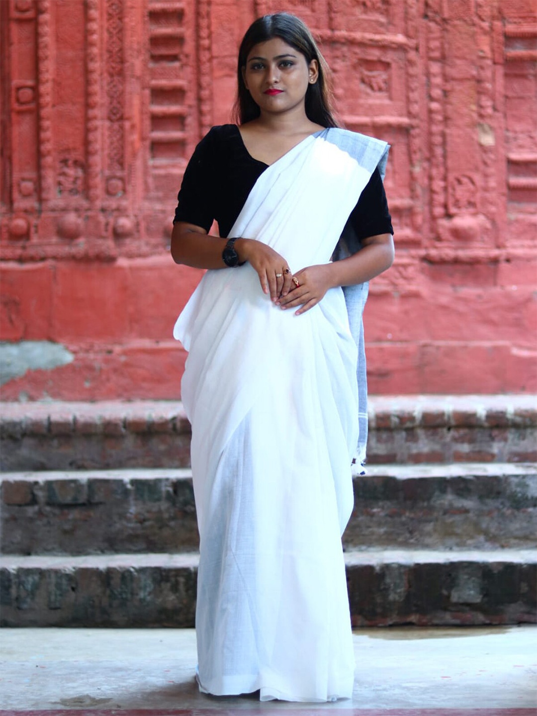 

ODETTE Cotton Blend Festive Saree, White