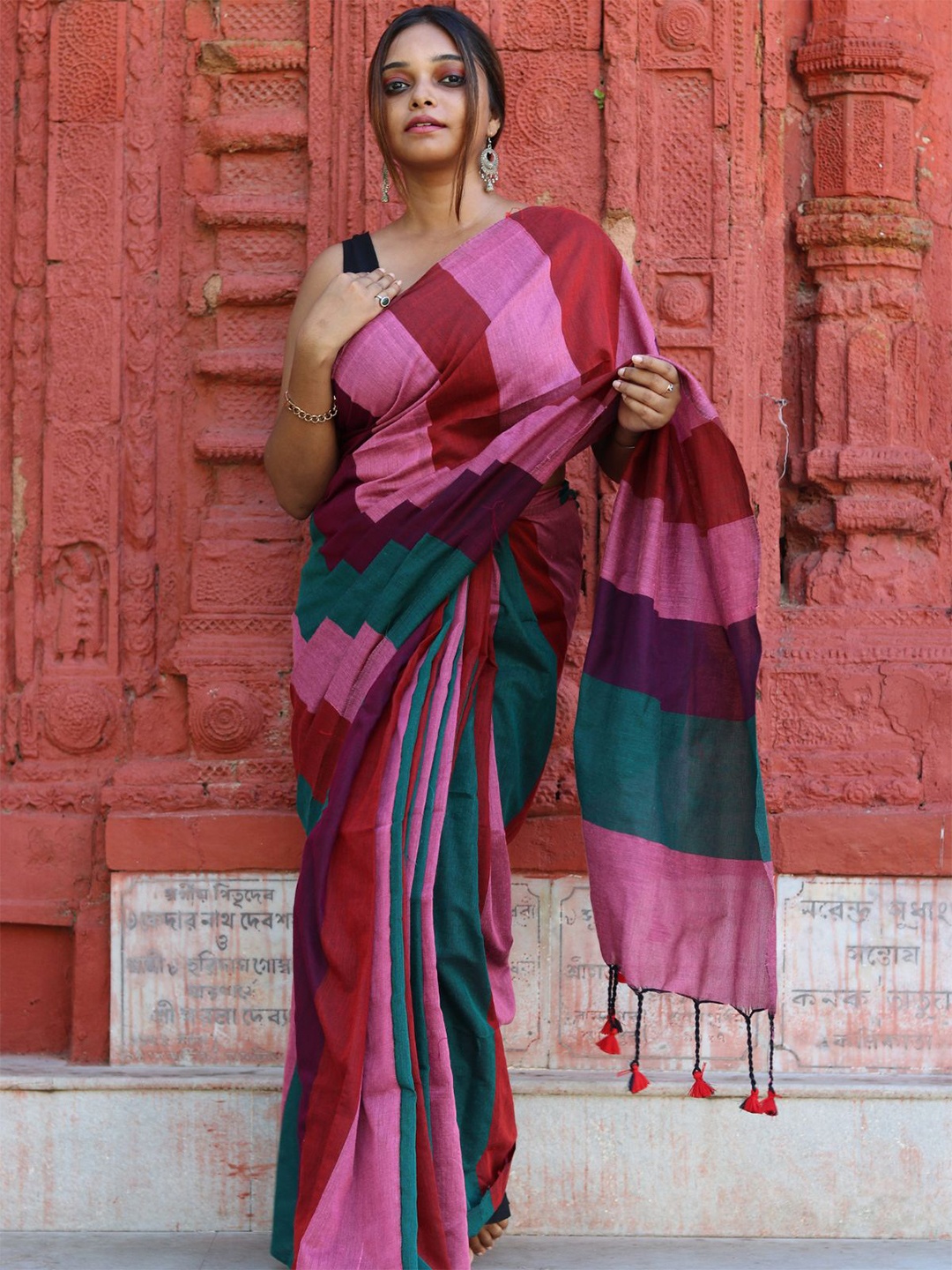 

ODETTE Striped Tassel Border Saree, Pink