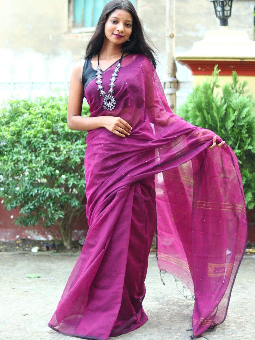 

ODETTE Embellished Sequinned Saree, Purple