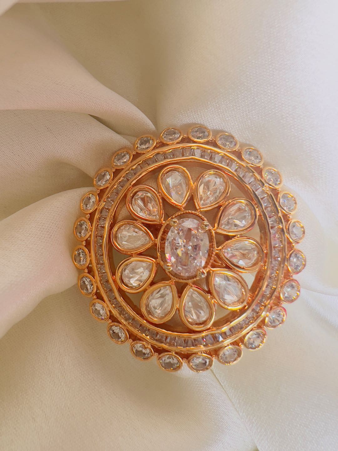 

XAGO Kundan Studded Finger Ring, Gold