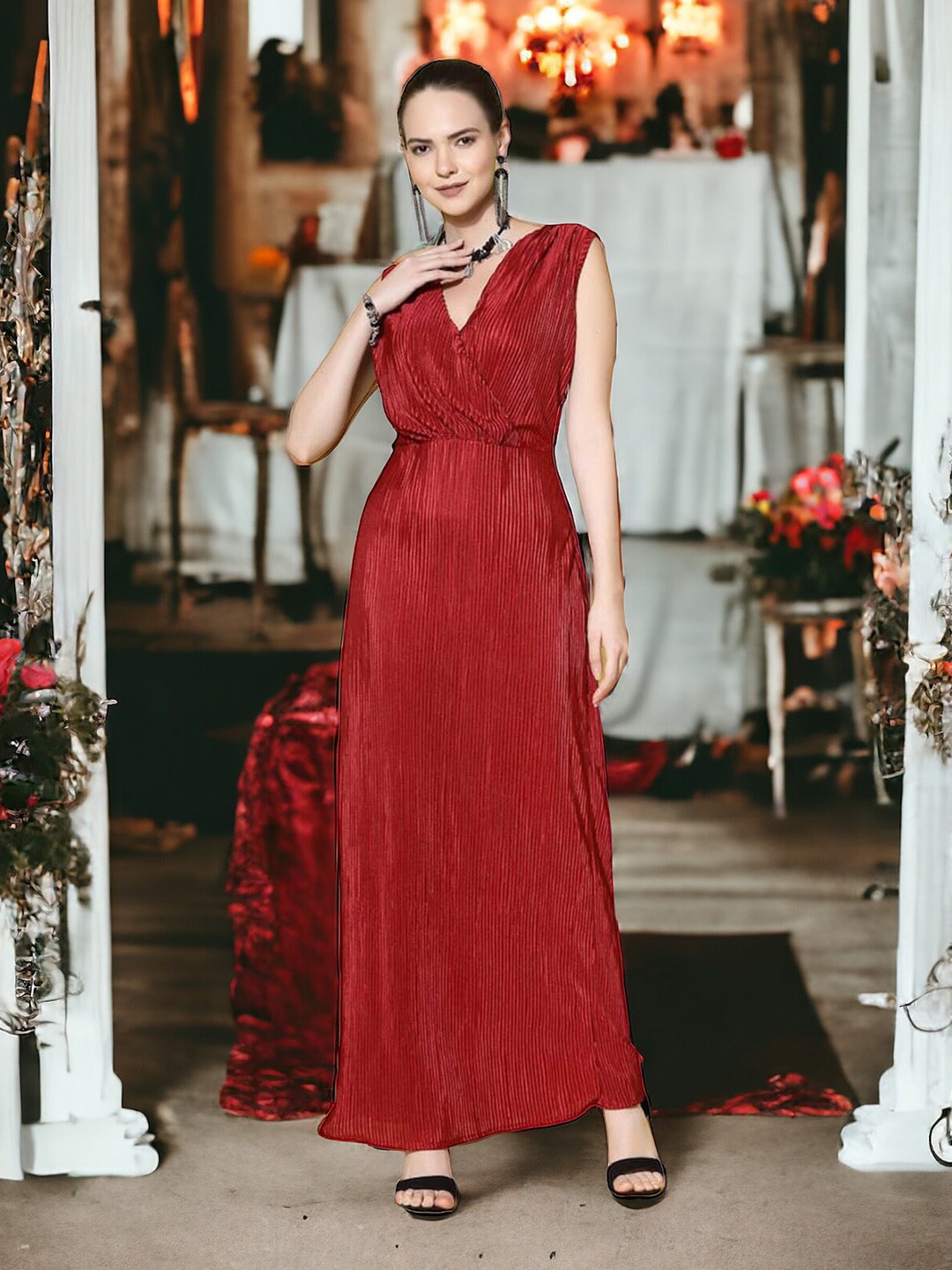 

ATRAENTA V-Neck Satin Maxi Dress, Red