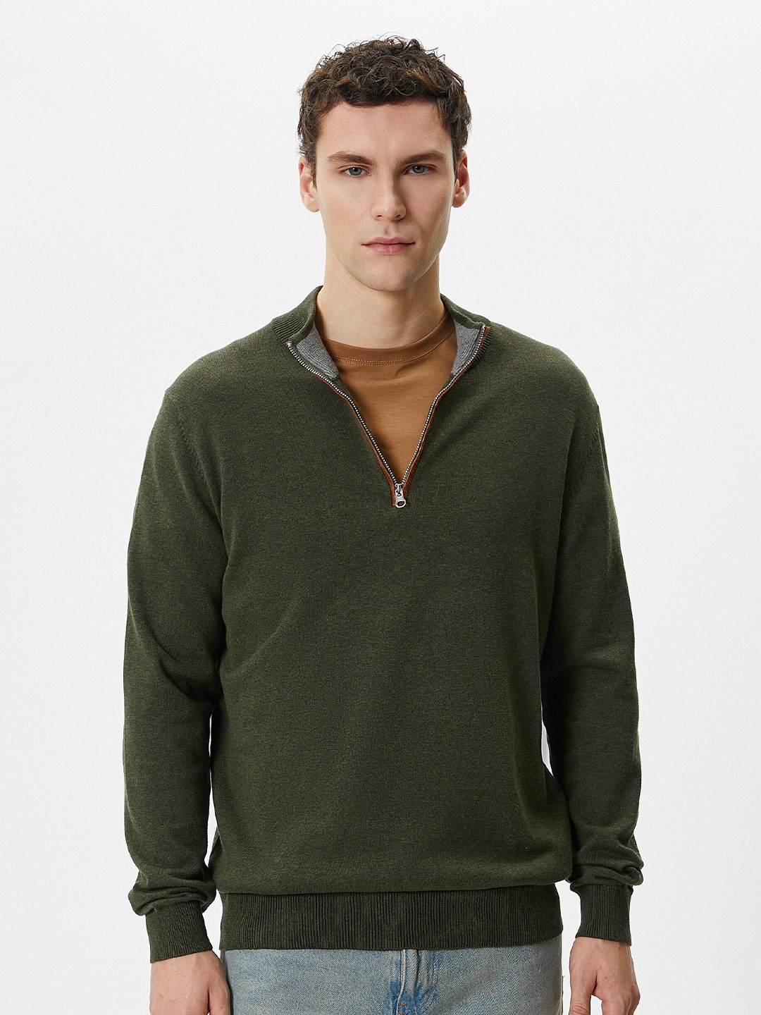 

Koton Mock Collar Long Sleeves Zip Detail Cotton Pullover Sweater, Green