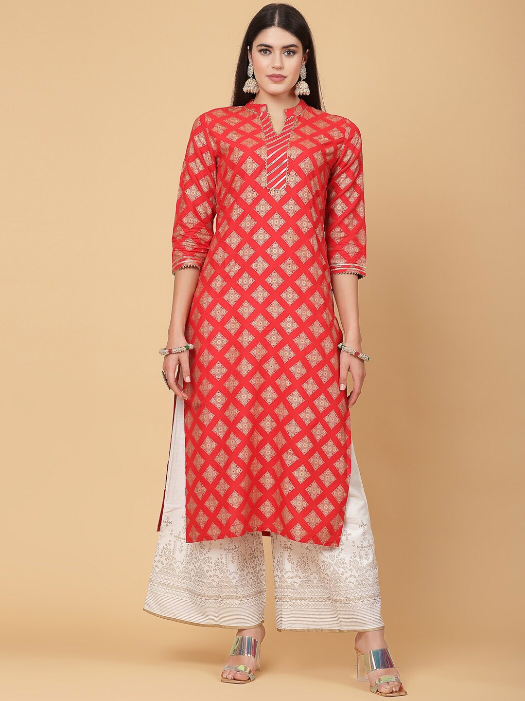 

Pistaa Printed Regular Gotta Patti Kurta With Palazzos, Red