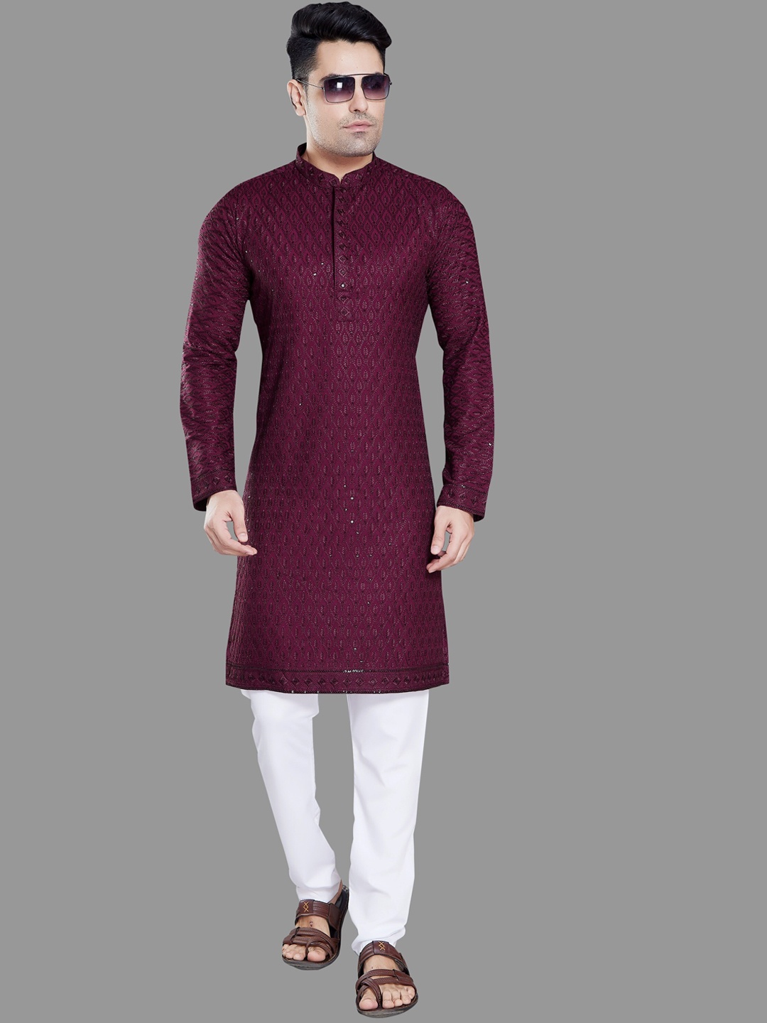 

Rani Saahiba Men Geometric Kurta, Burgundy