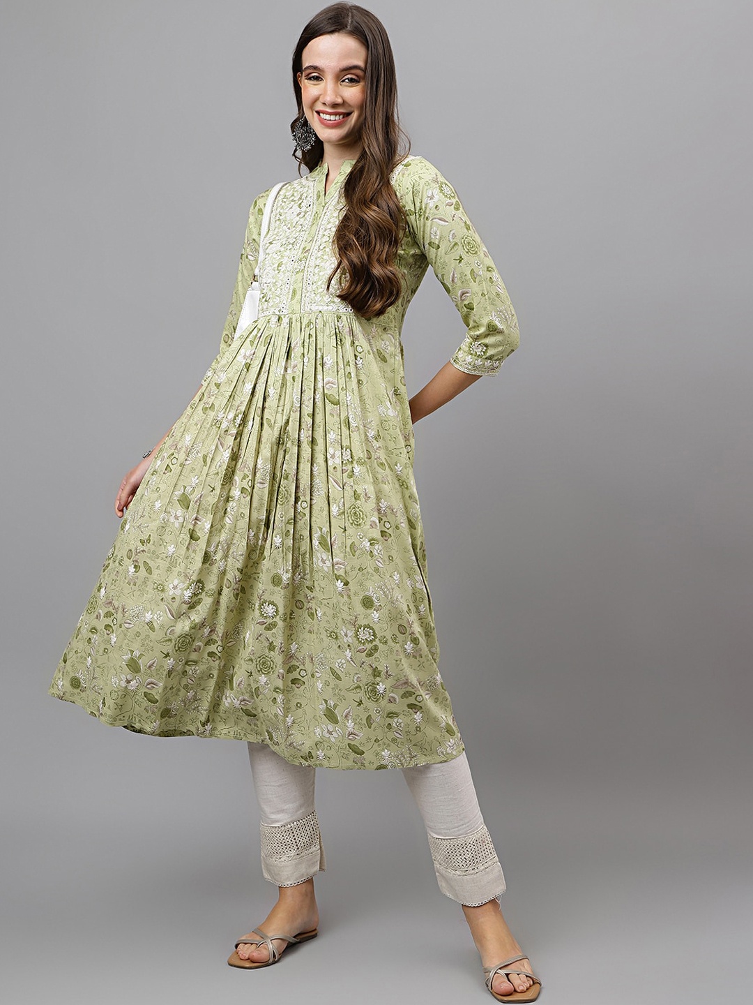 

RATAN Floral Printed Mandarin Collar Thread Work Anarkali Kurta, Green