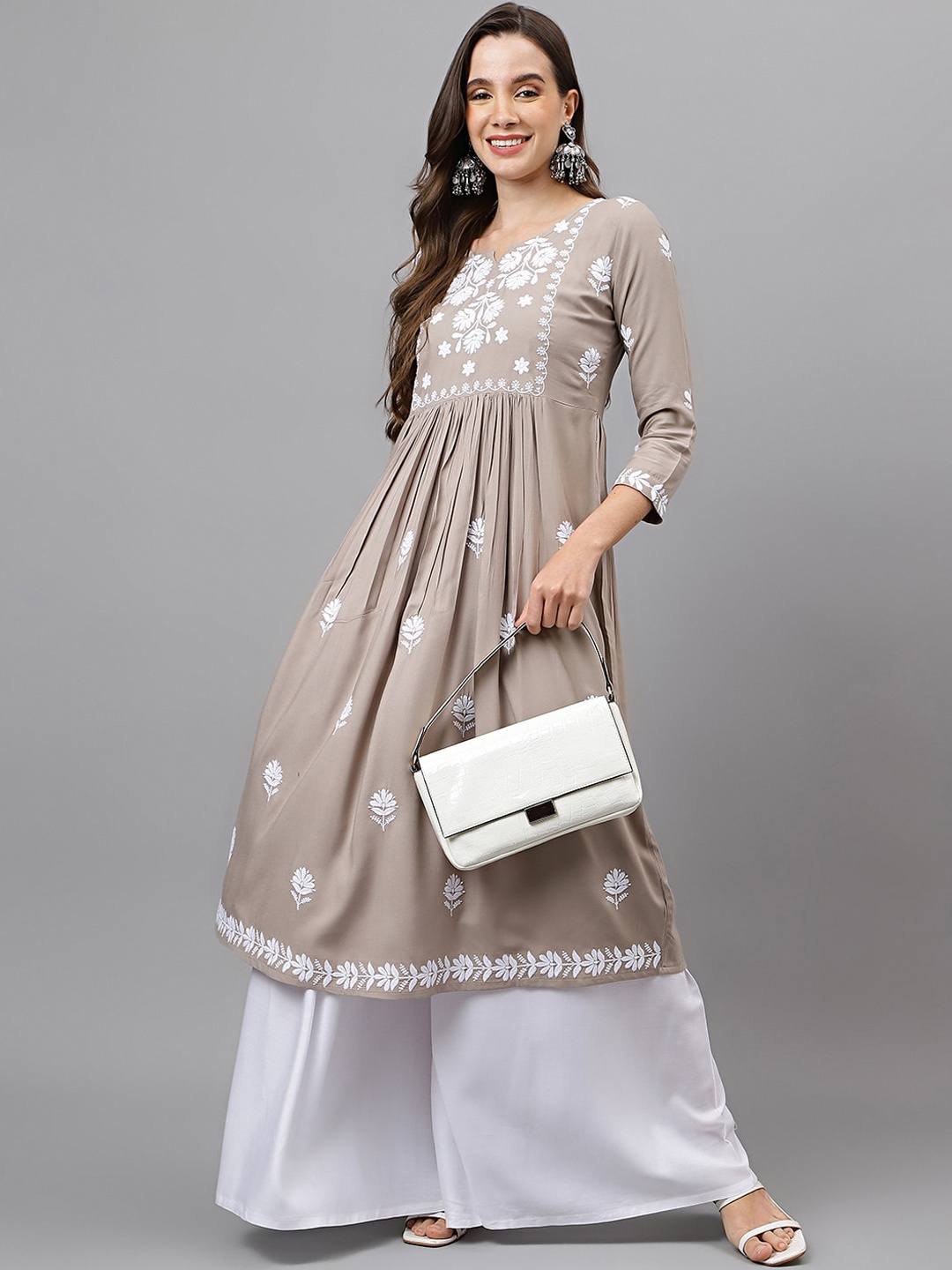 

RATAN Floral Embroidered Thread Work Straight Kurta, Brown