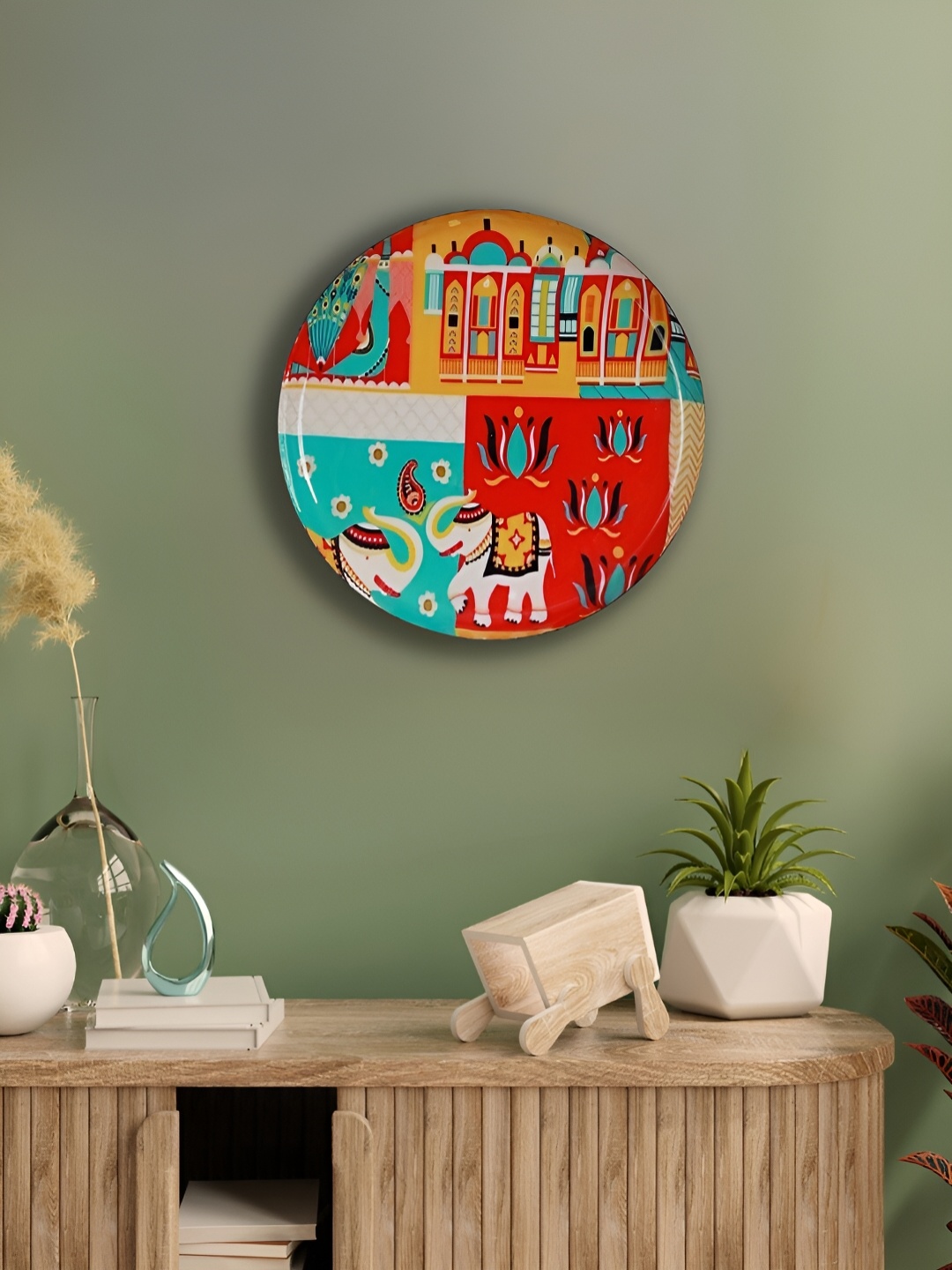 

Homspurts Blue & Red Mughal Majesty Printed Metal Hanging Wall Plate