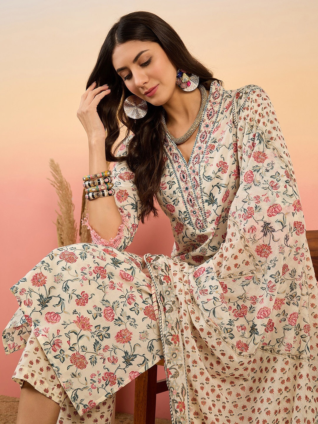 

Sangria Floral Printed Pure Cotton V Neck Kurta With Trousers & Dupatta, Cream