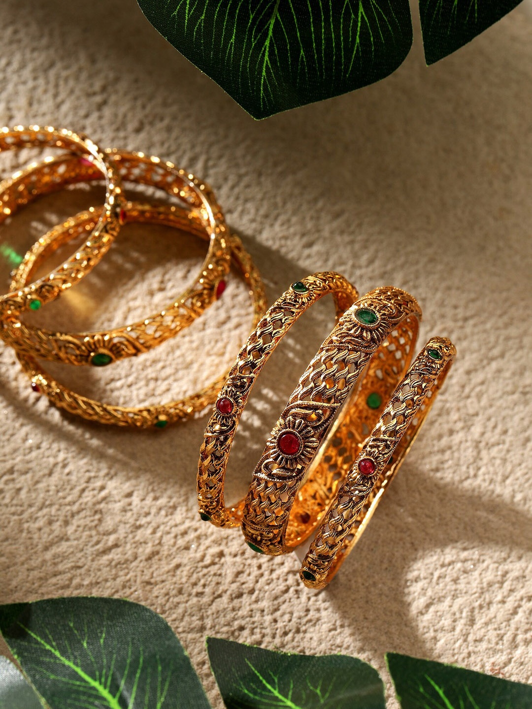 

AARSHVI Set Of 6 Gold-Plated Stone-Studded Bangles