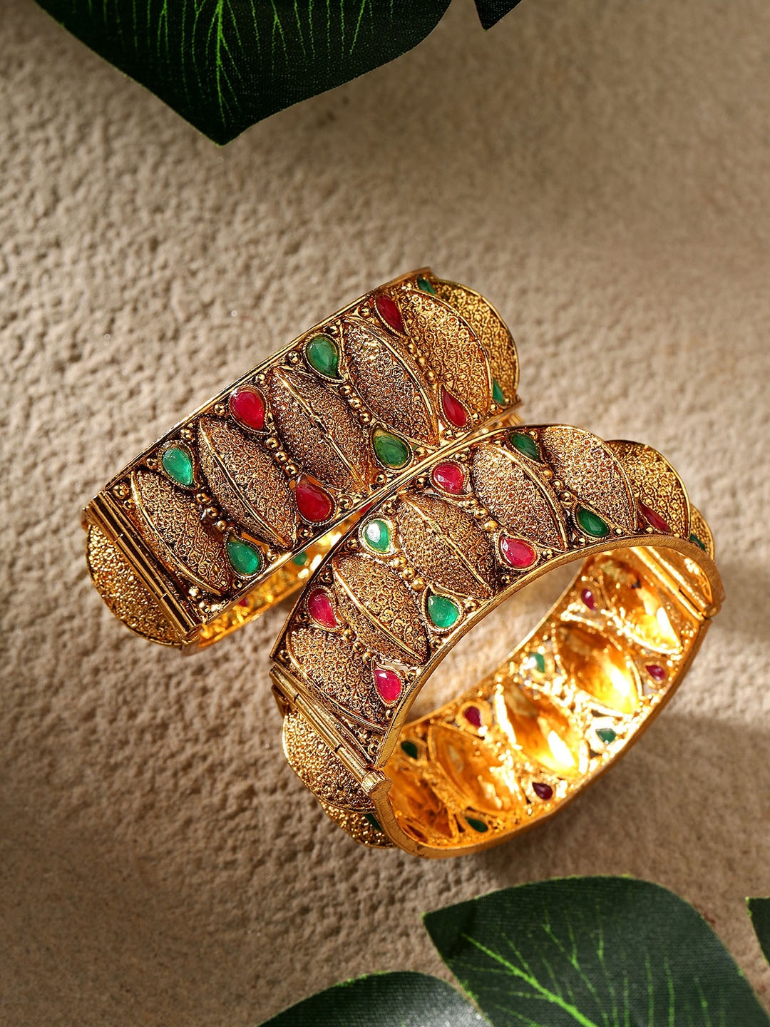 

AARSHVI Set of 2 Gold Plated Artificial Stones and Beads Bangles